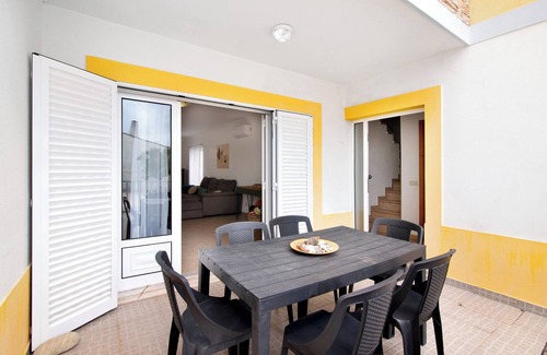 Manta Rota Villa | Villa 'Essence Of Grey' with private terrace overlooking the sea, Wi-Fi and air conditioningn