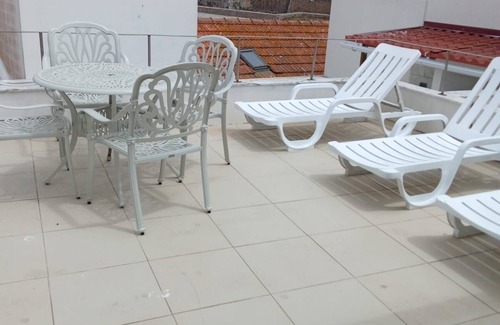 Peniche de Cima House | VILLA Estrelas PENICHE city center House Terrace with sea view Beach 300 meters