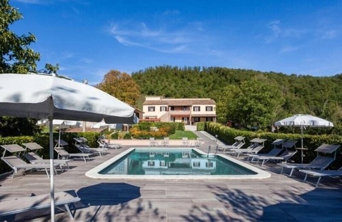 Piobbico Villa | Villa Eufemia - Country farmhouse with pool