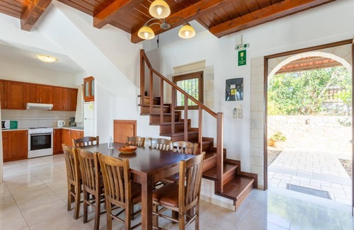 Kefalas Villa | Villa Eva Large Private Pool, A/C, WiFi