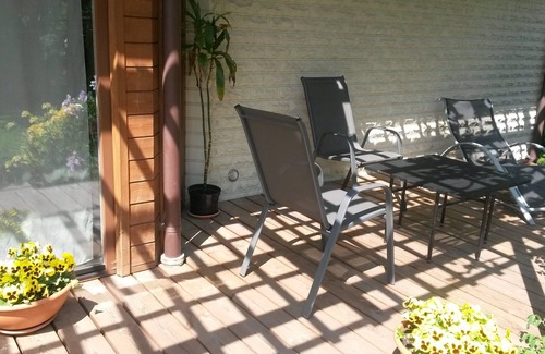 Business District Villa | Villa EverGreen in downtown with private garden (Garage parking/Terrace/Hot tub)