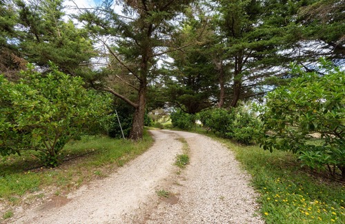 Contessa Entellina Villa | Villa "Fattoria Gorgo" with Mountain View, Private Pool & Wi-Fi