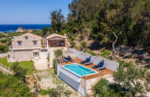 Erikousa Island Villa | Villa Feax Ocean View