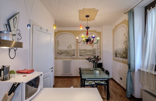 Tolentino Villa | Villa 'Fefi Liberty D'Artista' with Private Pool, Private Garden and Wi-Fi