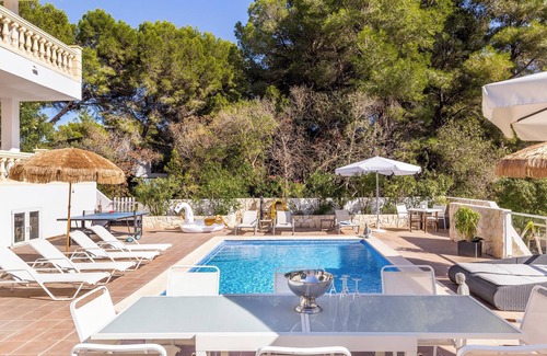 Provensals Villa | Villa Felicidad with Sea View, Wi-Fi, A/C, Pool, Garden, Terrace & Balcony