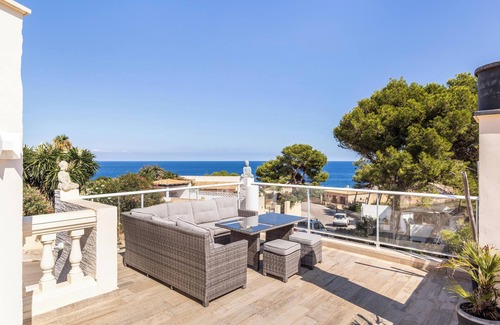 Provensals Villa | Villa Felicidad with Sea View, Wi-Fi, A/C, Pool, Garden, Terrace & Balcony