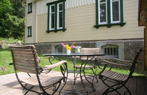 Schierke Villa | Villa 'Ferienwohnung Kleine Hexe' with Shared Terrace, Shared Garden and Wi-Fi