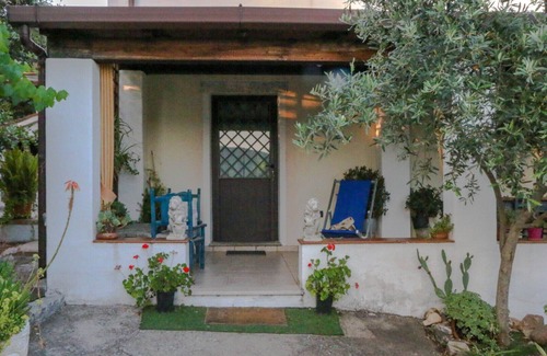 Oliena Villa | Villa Ferulas with Wi-Fi and A/C