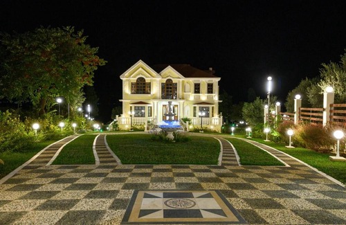Psathopirgos Villa | Villa Filoxenia - by the sea - up to 12 guests