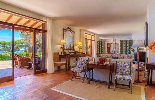 Costa de los Pinos Villa | Villa Finca L'Embat by Interhome