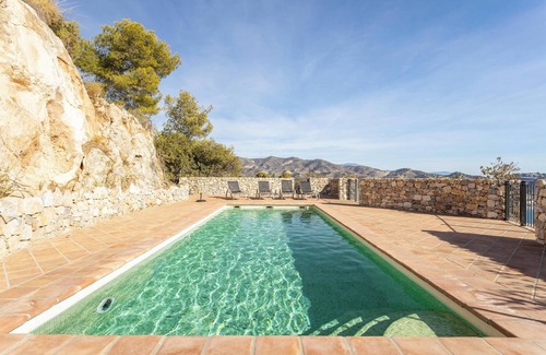 Almunecar Villa | Villa 'Five Star with Heavenly Views' with Sea View, Wi-Fi and Air Conditioning