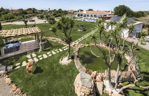 Cerro do Ouro Villa | Villa Flor de Lis by Interhome