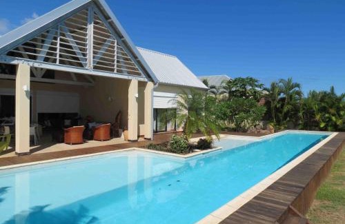 Carosse Villa | Villa 'Florence' avec longue piscine et vue mer panoramique
