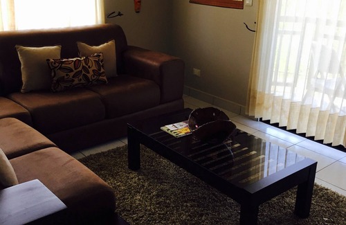 El Ocotal House | Villa for 10, Playa Matapalo. Pool and 2 kitchens.