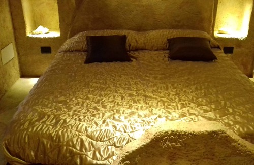 Calascibetta Villa | Villa for 12 people with large swimming pool located in the heart of Sicily.