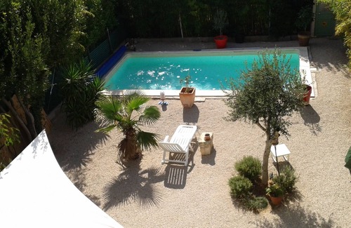 12th Arrondissement Villa | Villa for 6 people, garden/pool, quiet area, free parking