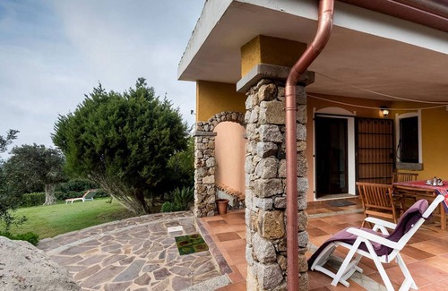 Sant'Antioco House | Villa for 8/9 people, sea view, 4 bedrooms, 2 bathrooms, large private garden