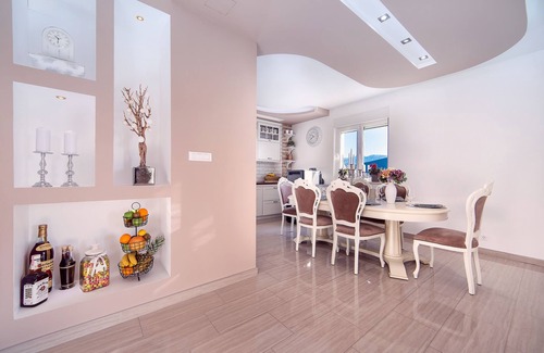 Lovrec Villa | Villa for 8 persons with heated private pool and jacuzzi, fully AC