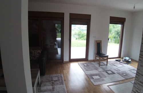 Hadzici Villa | Villa for green quiet holiday near Sarajevo