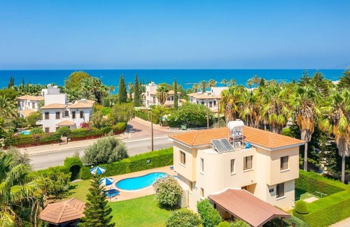 Latchi Villa | Villa Fostira: Large Private Pool, Walk to Beach, A/C, WiFi, Eco-Friendly