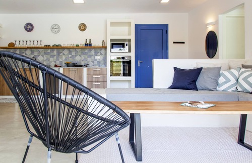 Mikros Gialos Villa | Villa Galini With a Private Pool Ideal For Families - 3 min Walk to the Beach