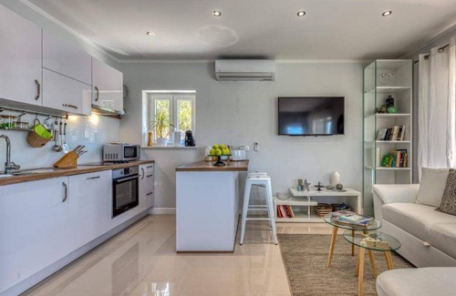 Ugljan House | Villa Gellia Seafront Ugljan