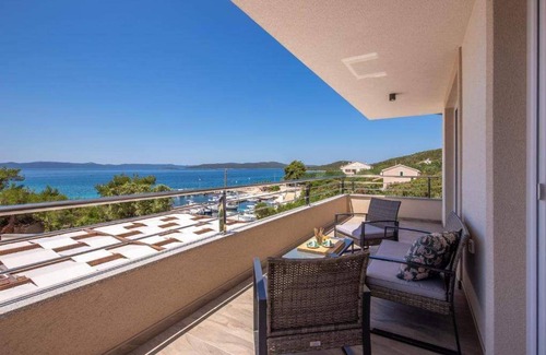 Ugljan House | Villa Gellia Seafront Ugljan