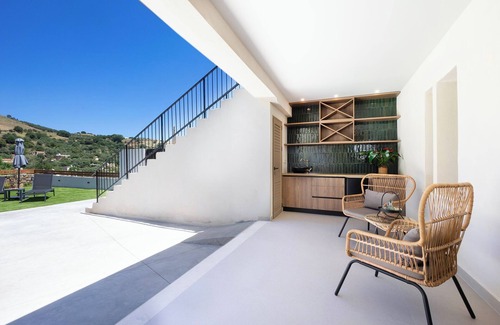 Livadia Villa | Villa George, 3 BD, private pool, brand new, cozy