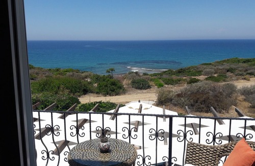 Karsiyaka Villa | Villa Georgina Location Location Location Location Right on the sea