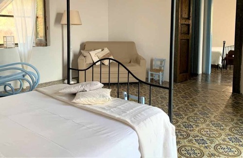 Malfa House | Villa Ginestra - from the end of the 19th century, elegant and with a splendid view of the sea