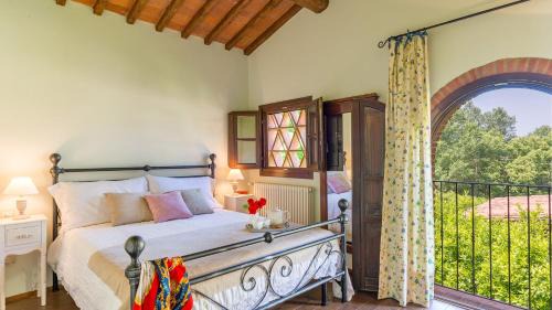 Empoli Villa | VILLA GINO 8&2, Emma Villas