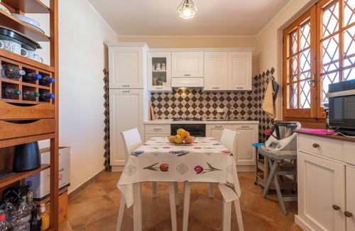 Quartu Sant'Elena Apartment | Villa "Gle Apt 1“ with Pool, Wi-Fi, A/C, Terrace & Garden