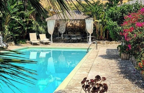 Lecce Villa | Villa 'Gli Archi with Pool - Lecce' with Private Pool, Garden and Air Conditioning