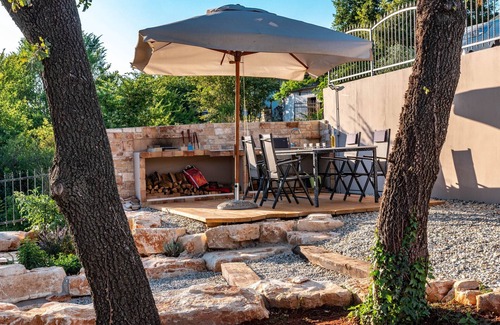Pinezici Villa | Villa Gloria for 6 people with private pool and children playground
