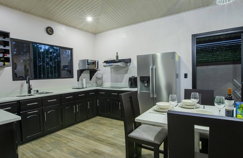 La Fortuna Villa | Villa Graceland - The Perfect Getaway