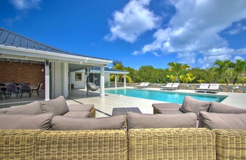 Plum Bay House | Villa Grenadine Dans le Domaine des Terres Basses à 3 Minutes de la Plage