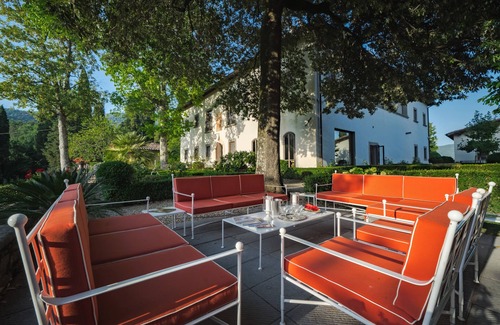 Lubaco Villa | Villa Guadagni, historic mansion with garden and pool