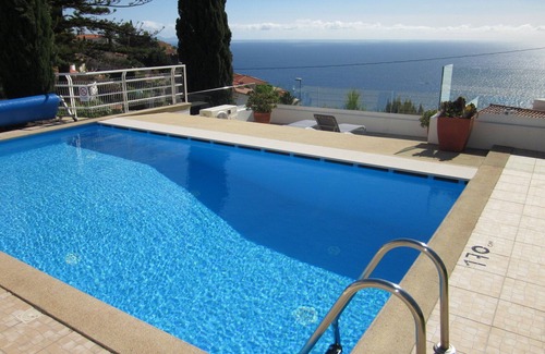 Garajau Villa | Villa Hansen in Madeira - Cristo Rei, nPool, Sea-views, Beach, Garden, BBQ.