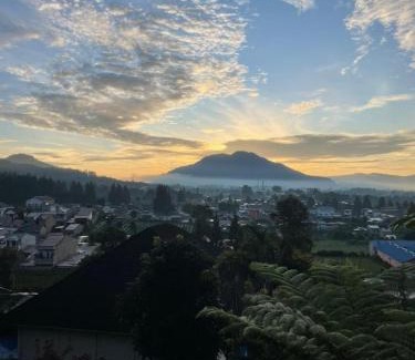 Berastagi Villa | Villa harapan baru