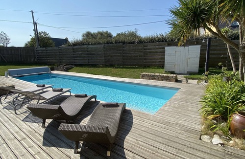 Plouguerneau Villa | Villa, heated pool, hammam, 200m from the beach, 8 people, sea view
