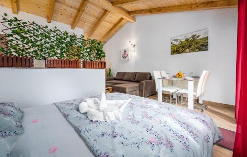 Katoro Apartment | Villa HEIDI 2