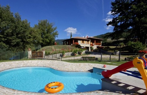 Papiano di Stia Villa | Villa Heidi. Sleeps 6. Private pool.