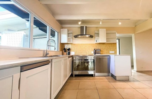 Punaauia House | Villa Heiva - Private Pool, A/C and wifi