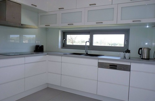 Stavros Villa | Villa Helios 4 bedroom - private pool - close to the beach