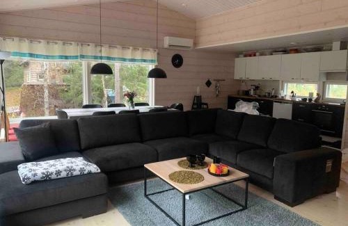 Yllasjarvi Villa | Villa Hellitä - big, private and great location