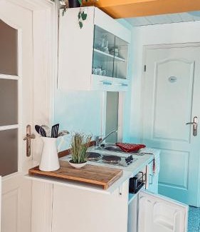 Harleshausen Apartment | Villa Herkules - privates Apartment am Waldrand mit Smart TV und kostenlosen Parkplätzen