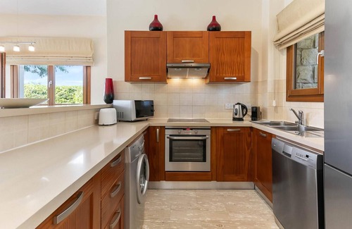 Aphrodite Hills Villa | Villa HG12 Athina - Three Bedroom Villa, Sleeps 6