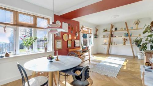 Herning Villa | Villa i Herning, 200 meter fra gågaden
