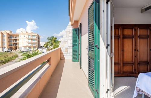Baia Verde Villa | Villa 'I Love Baia Verde Spa' with Private Pool, Private Terrace and Air Conditioning