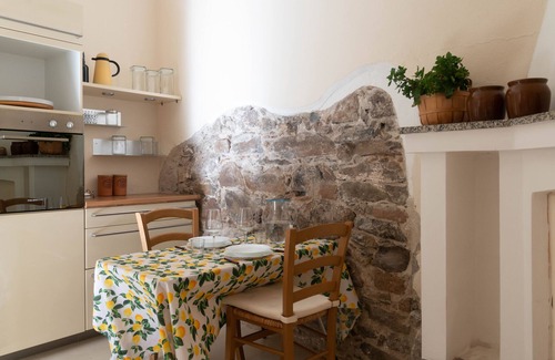 Onifai Apartment | Villa Il Casale Onifai- piano terra